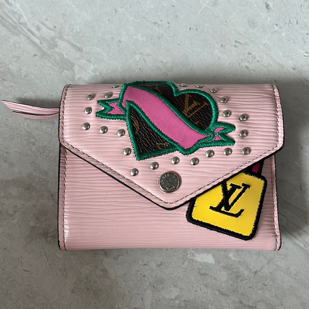 Louis Vuitton Rose Ballerine Wallet